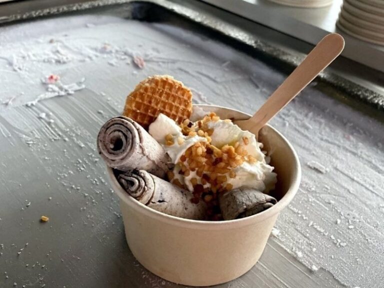 ijsrollen in een bakje